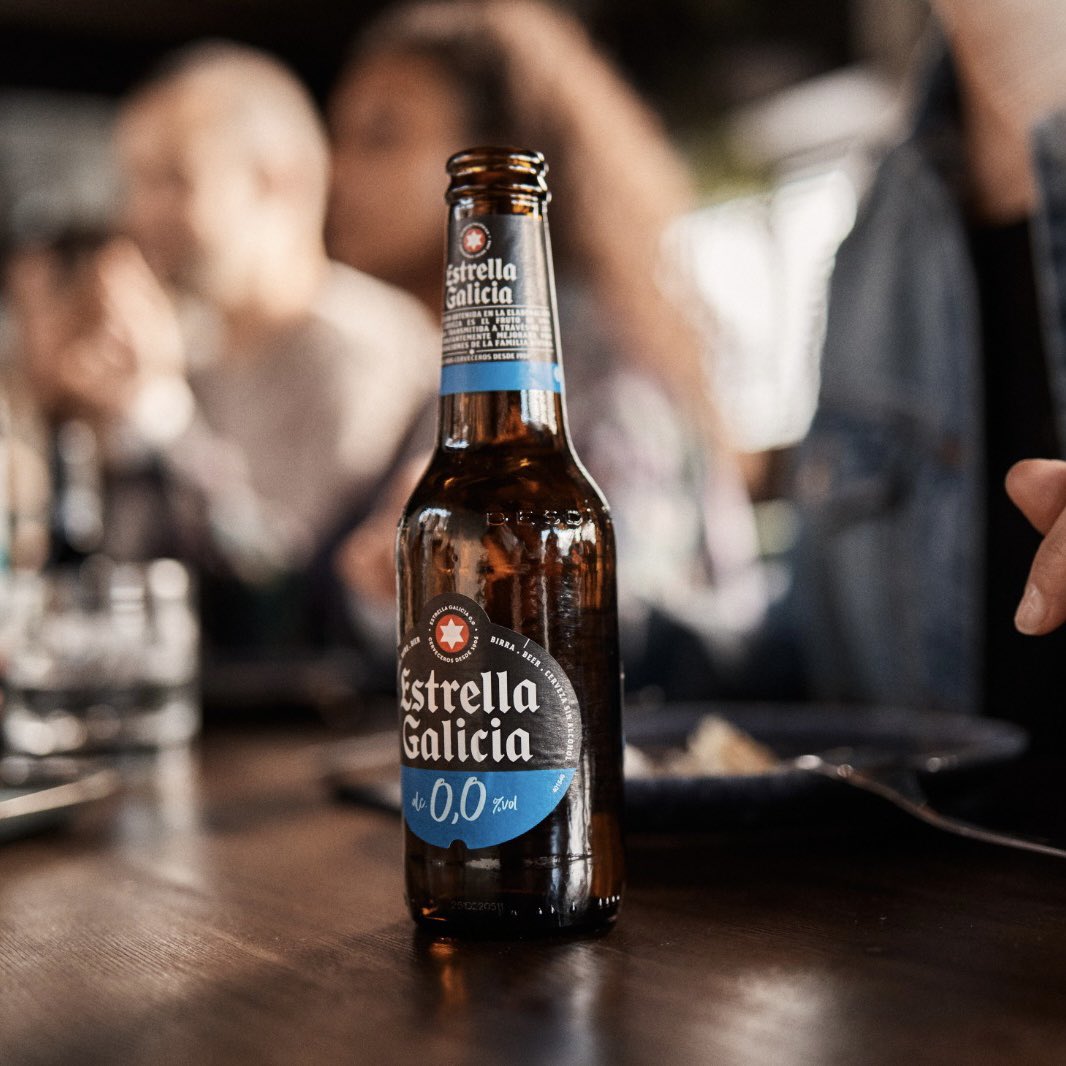 Estrella Galicia Lager 0.0% ABV - A Non-Alcoholic Beer for Beer Lovers